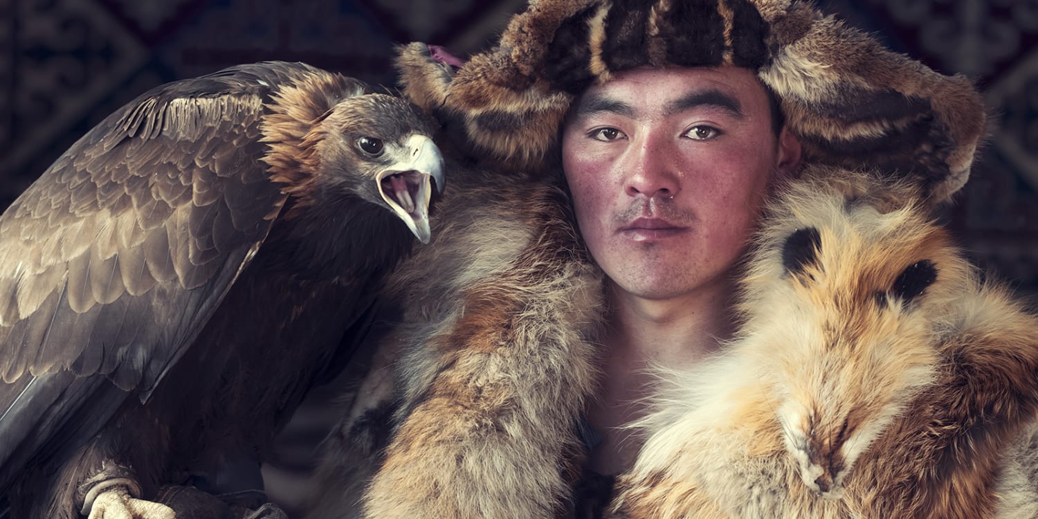 Blink Gallery 298893 XXX 17 Erchebulat Kazakh Sagsai Bayan lgii province Mongolia 2017 51f6f0 original 1544627407 1600x800px