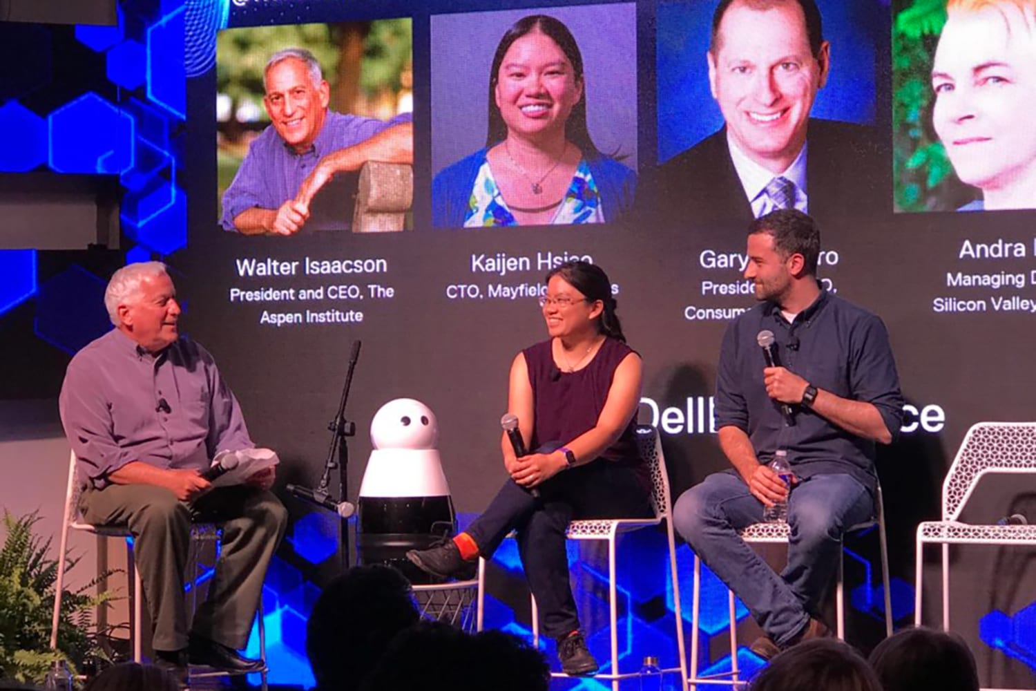 WEB IMG 1995 1024x1024