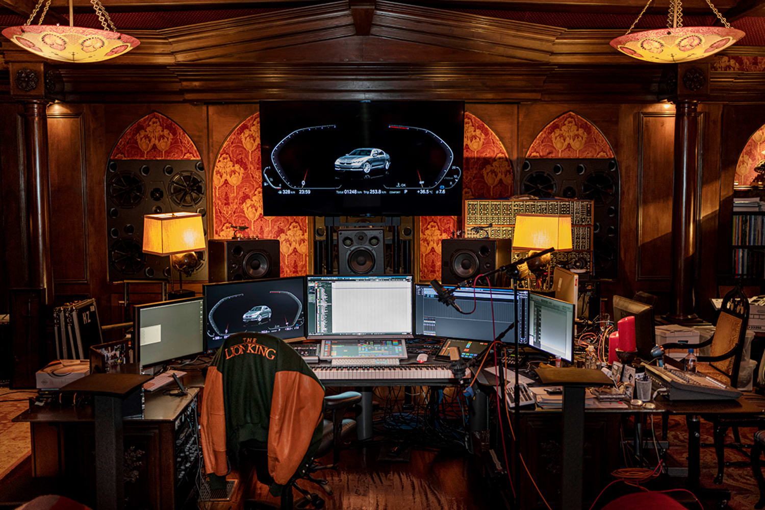 WEB P90377096 high Res hans zimmer s desk i