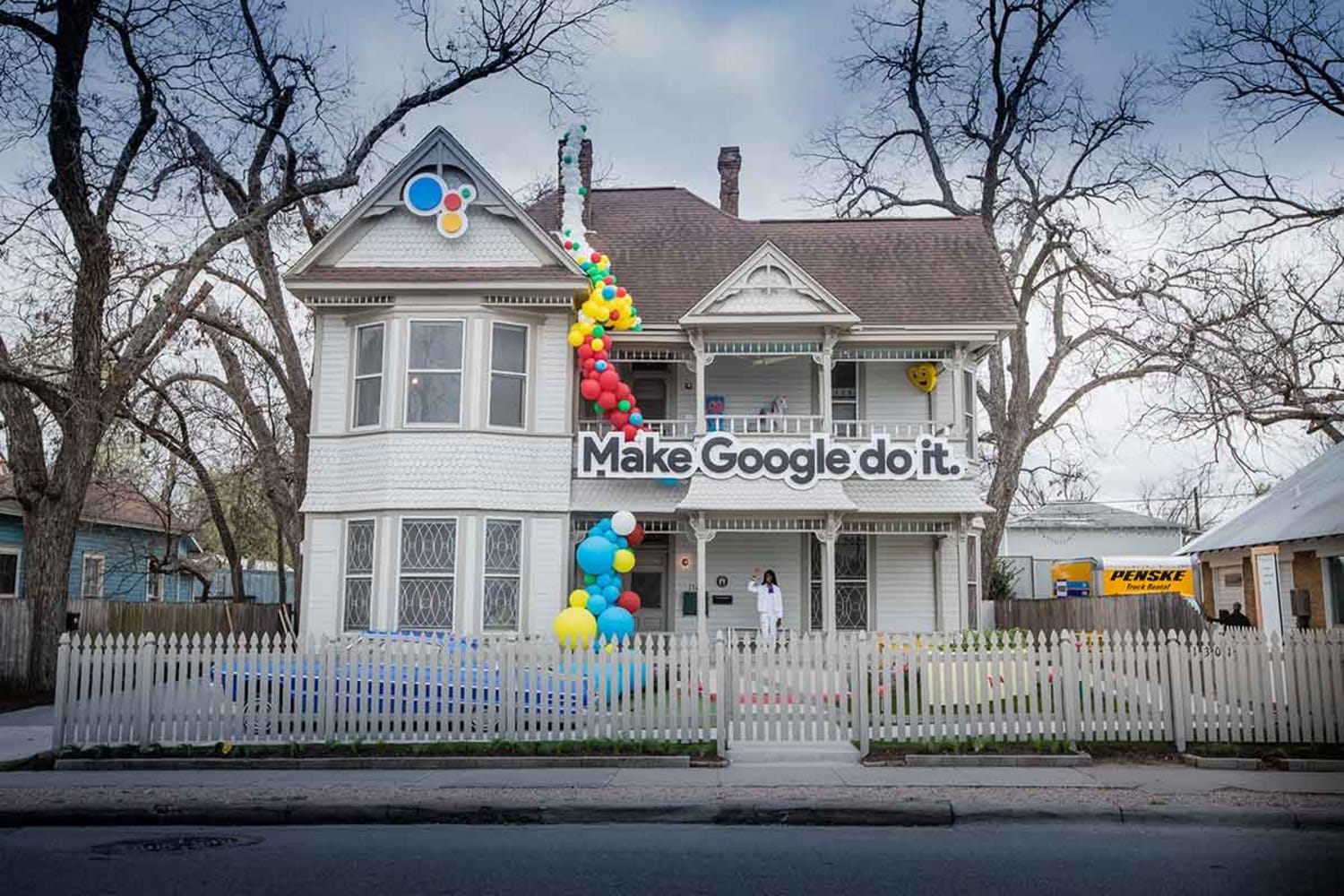 WEB Google Assistant Fun House1