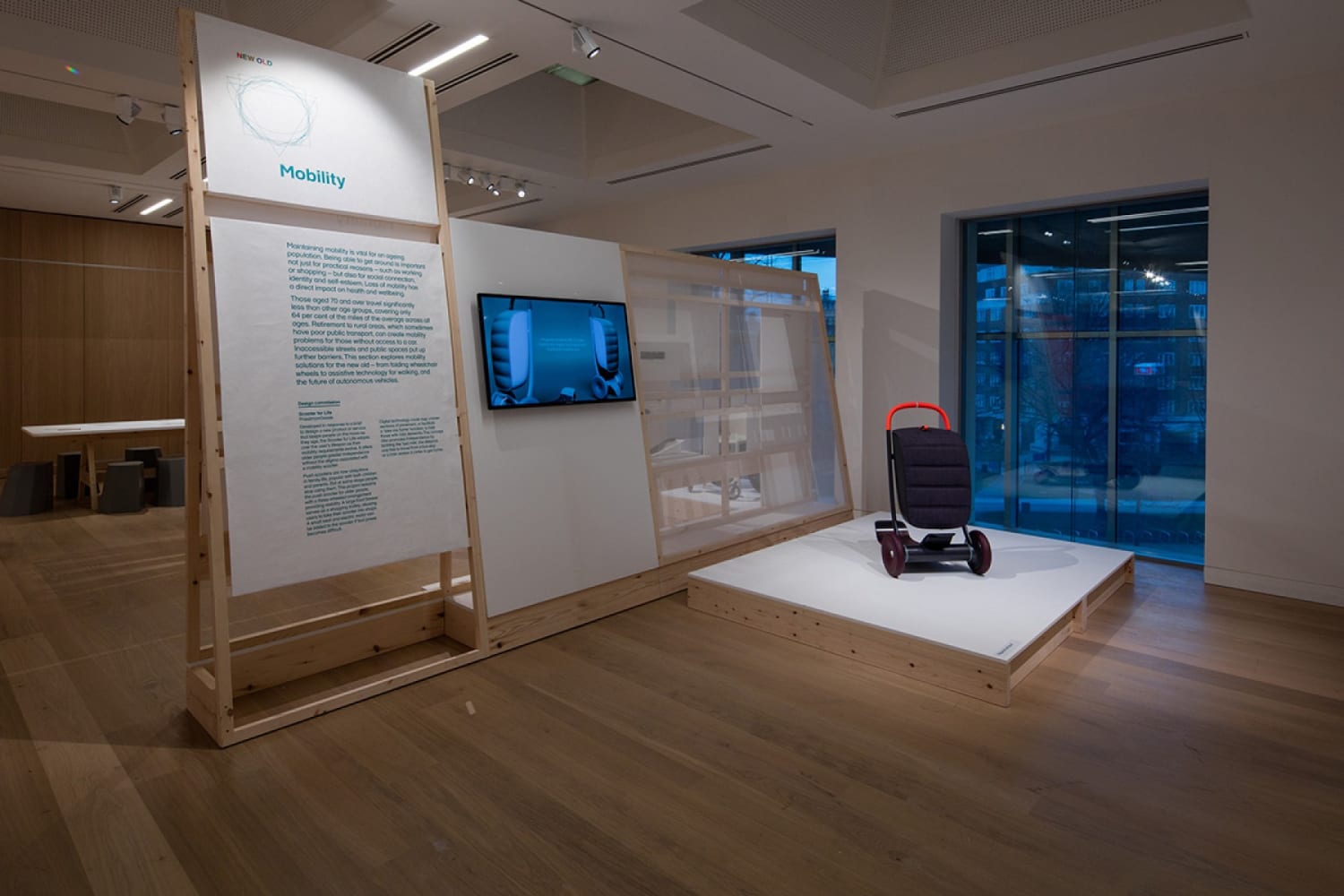 WEB 170112 Design Museum Old New37