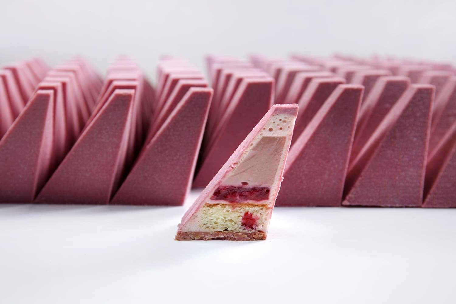 Dinara Kasko Creates New Pieces of Pastry Art with 3D Printed Cake Molds