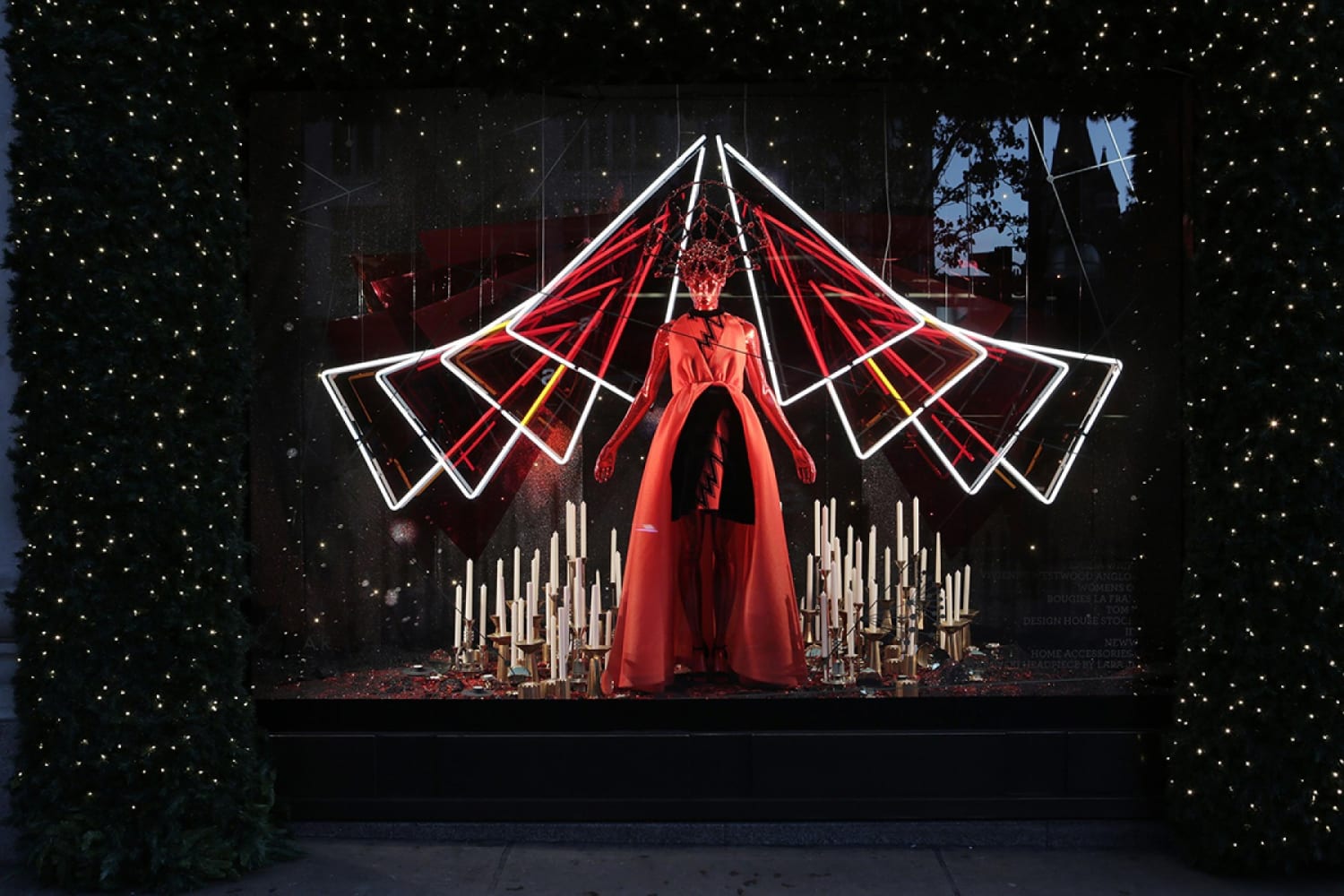 WEB Selfridges Christmas Windows 2015 Journey to the Stars Zodiac Aries