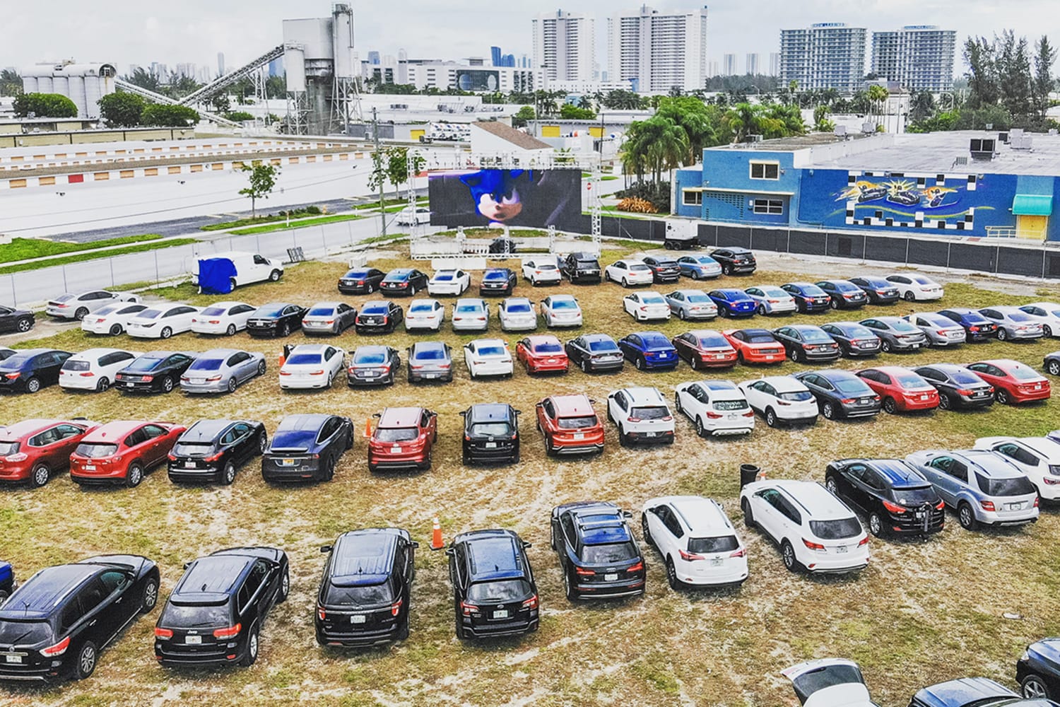 Yankee Stadium Parking Lot May Turn Into Drive-In Movie Theater