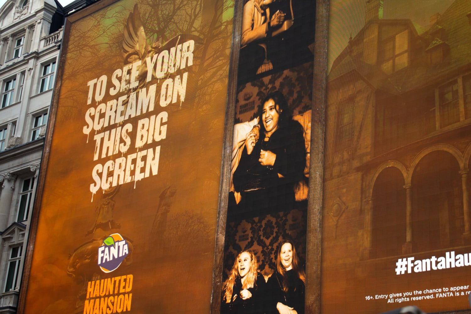 Fanta halloween 1