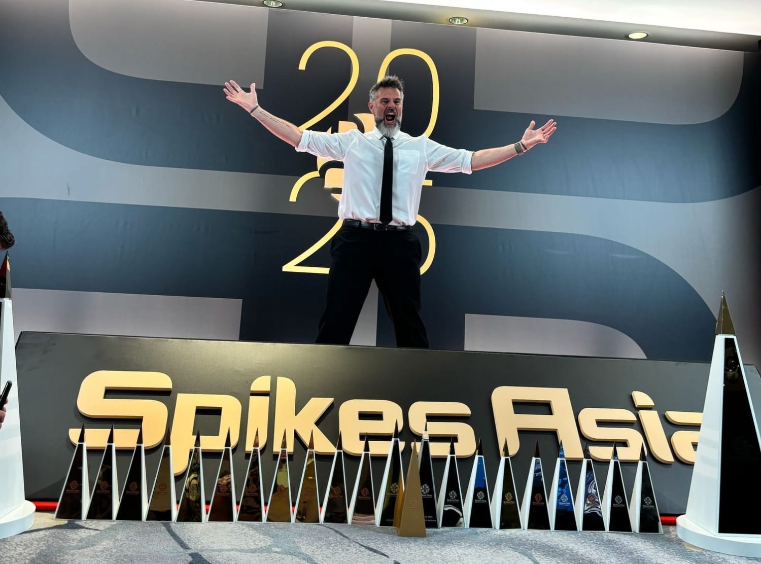 Spikes all