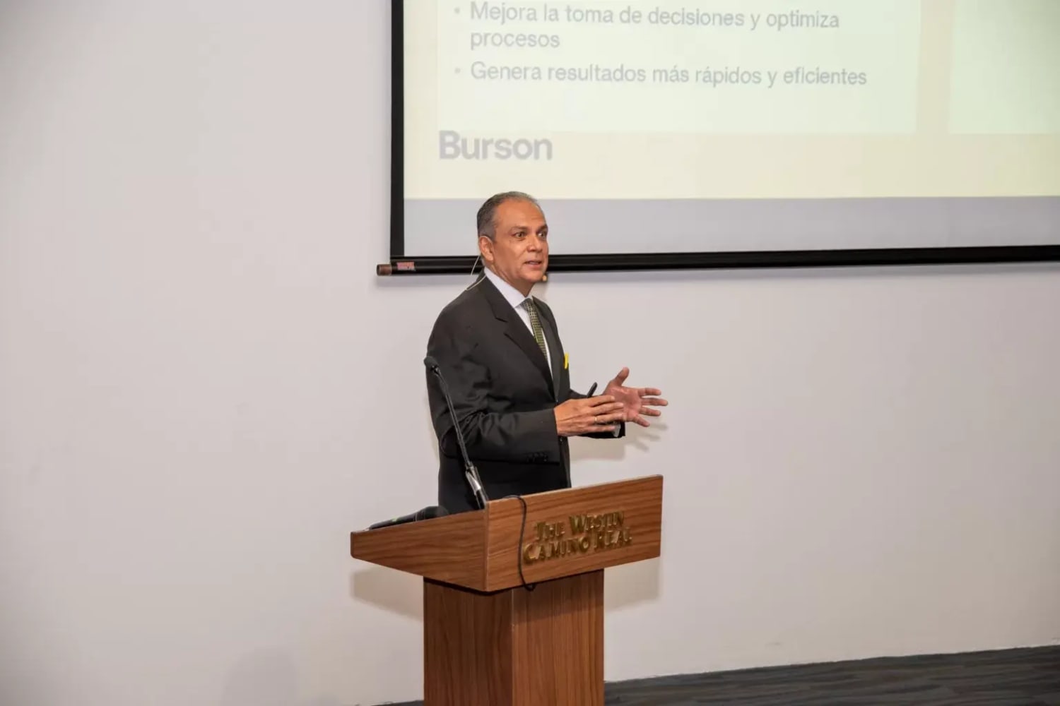 Fernando Bolanos Burson 1536x1024