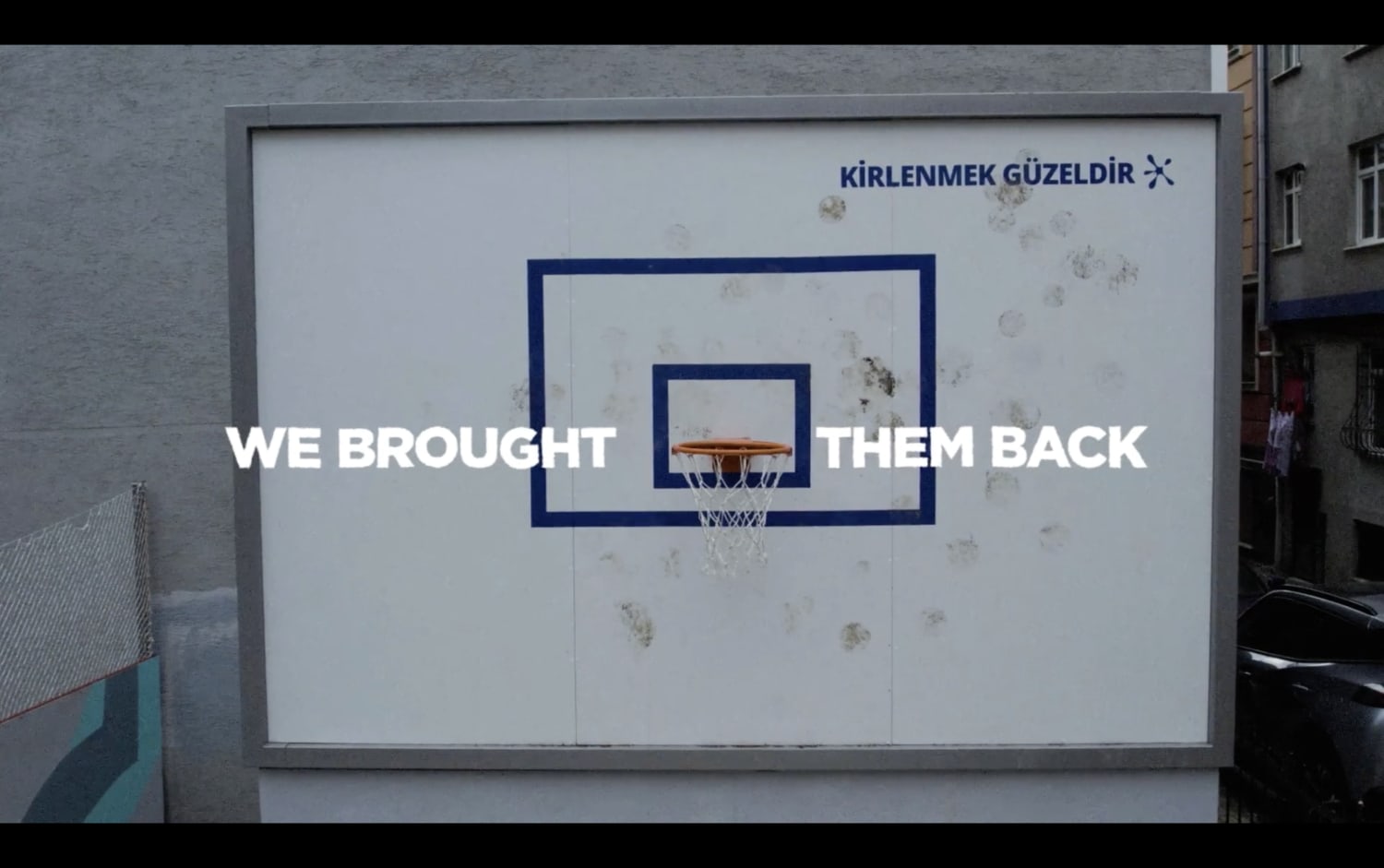 Unilever’s OMO repurposed outdoor billboards