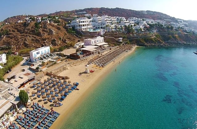 Psarou Beach & Nammos