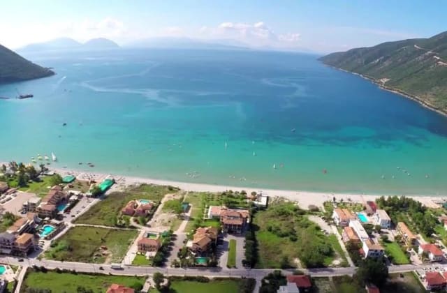 Vassiliki Beach (windsurfing capital)