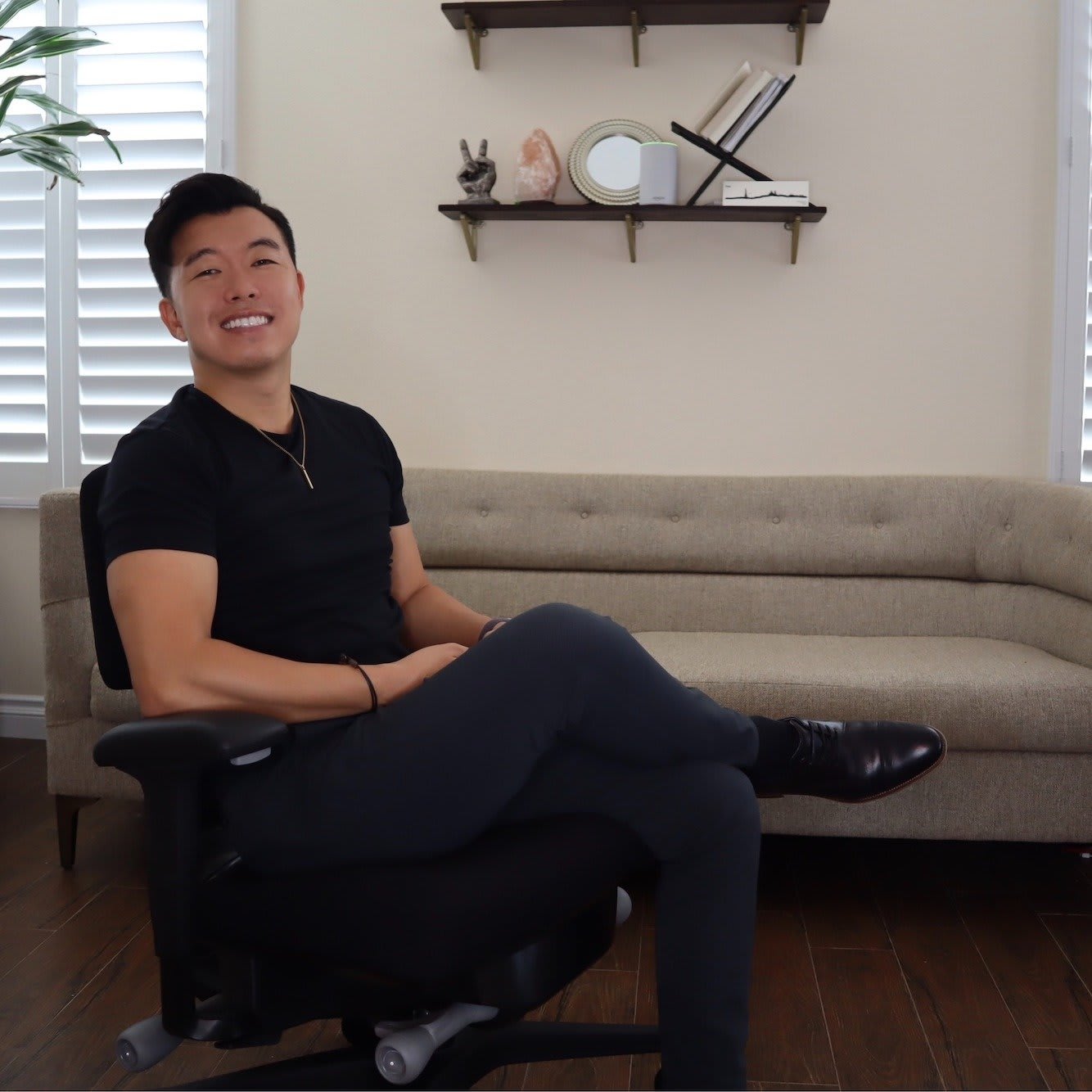 dr_jacob_in_chair-2-1