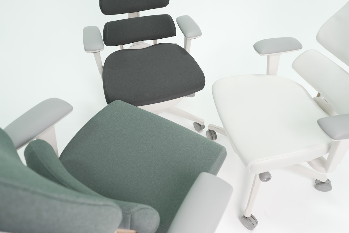 three_chairs_fabric