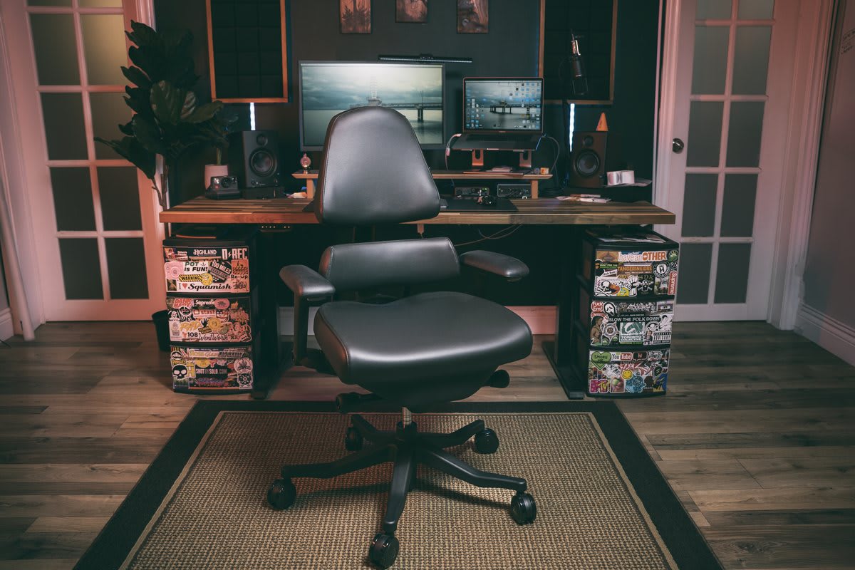 anthros_chair_2
