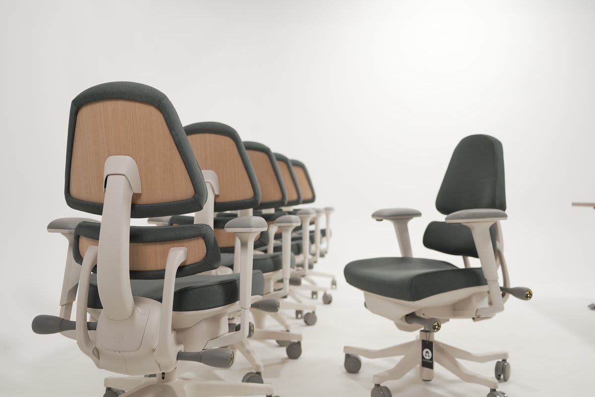 anthros_chair_12