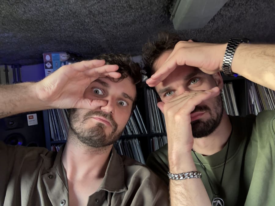 Professor Low End a familiar