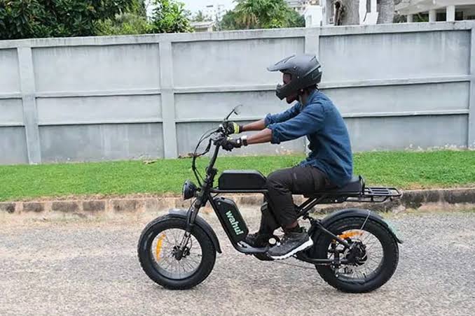 Thumbnail 3 of Electric Bike