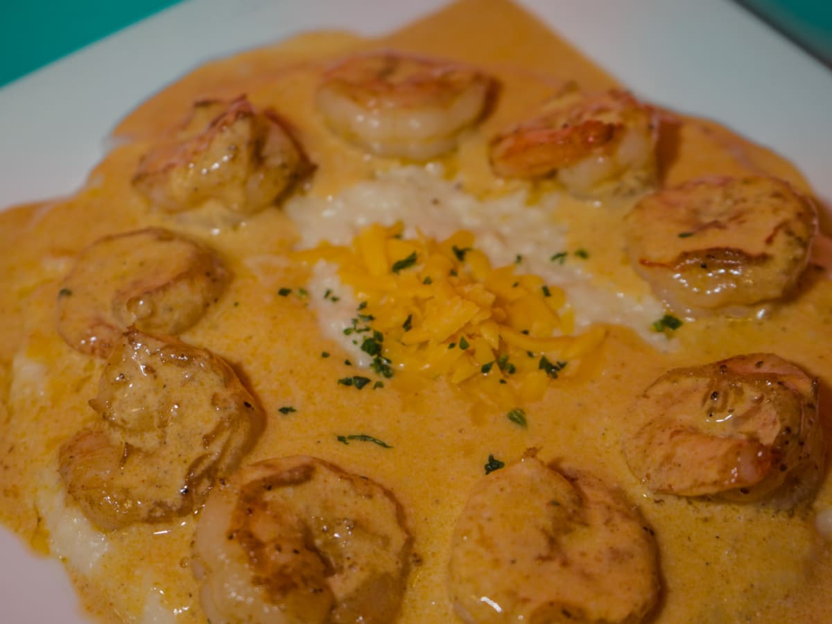 Cuzzo's Cuisine cover