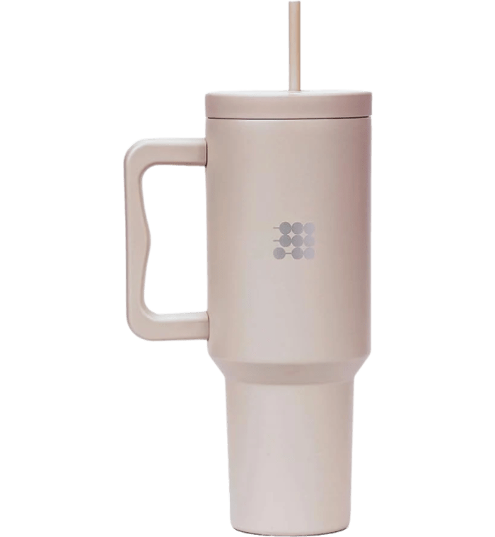Botella Cubitt aislado de acero inoxidable de 40 oz con asa y tapa con pajita, compatible con portavasos Color Beige