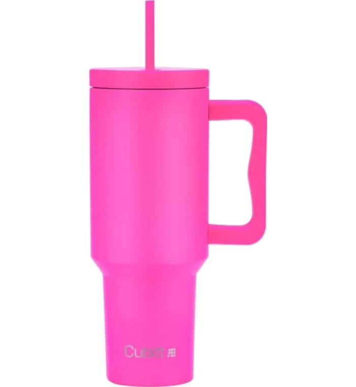 Botella Cubitt aislado de acero inoxidable de 40 oz con asa y tapa con pajita, compatible con portavasos Color Rosa fuerte
