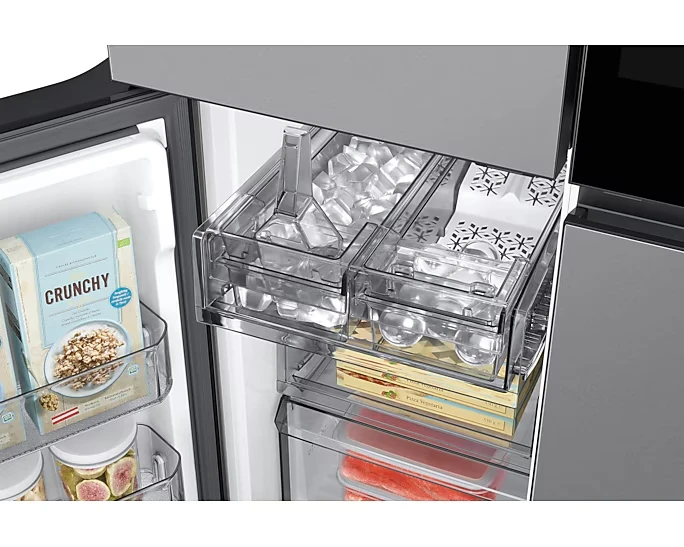 Nevera Samsung Bespoke French Door con pantalla de 32" RF29DB9950QDAP