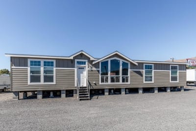 Exterior 1