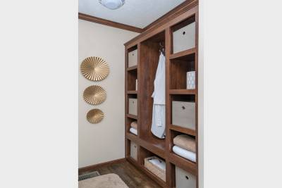 Radiant Spa Bath, tower cabinet