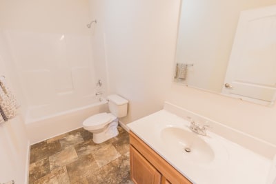 Excel Homes, Crestwood 3A, bathroom