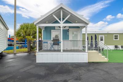 Park Model 4110 - Champion Homes | Champion Park Models & Cabins