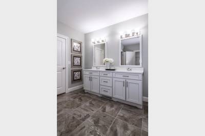 master bathroom 2