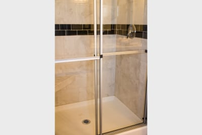 Signature 4523A master bath