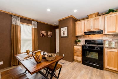 Essentials L27612 Kitchen
