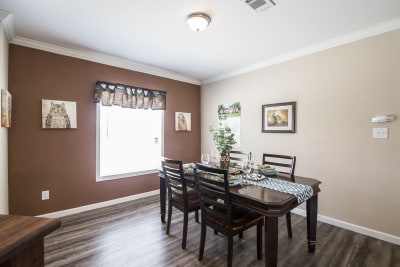 Bethpage dining room