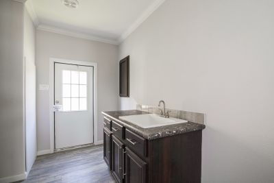 Hillcrest IV utility room