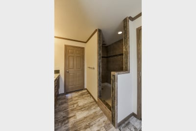 New Moon 3266 01 master bathroom