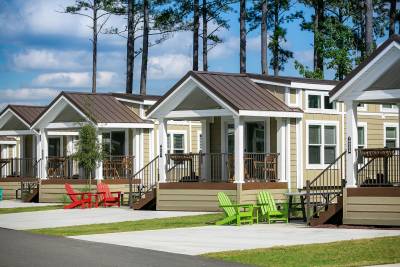 Exterior 4