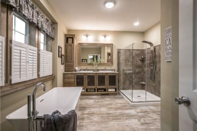 New Moon 7205 master bath