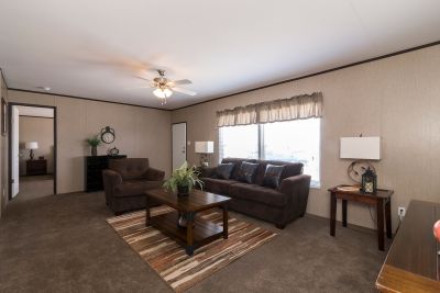 Redman 2856A living room