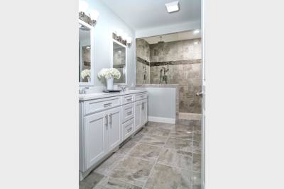 master bathroom 1