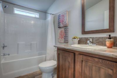 Westridge 1222CT bathroom