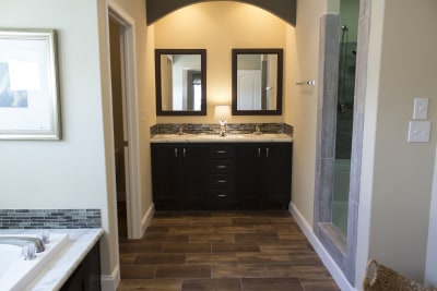 Cypress Manor 0643A master bath