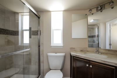 Sierra Limited SL09 bathroom