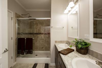 HOMC 4563C master bathroom