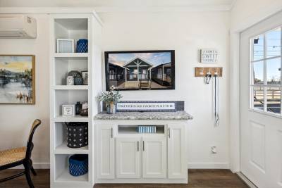 Living Room 7