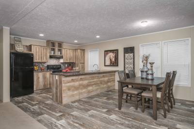 Commonwealth 203 kitchen and dining room