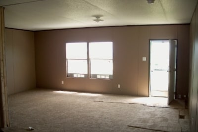Living Area 28x56