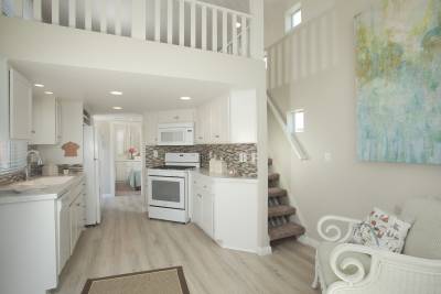 Full Sized Living In A Small Space Silvercrest