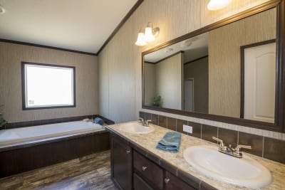 Paluxy master bath