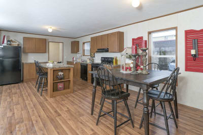 Advantage A35226 by Redman Homes kitchen