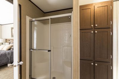 master bathroom 3