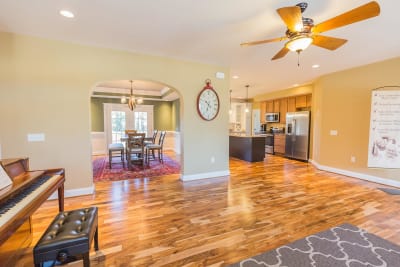 Excel Homes, Crestwood 3A, living room